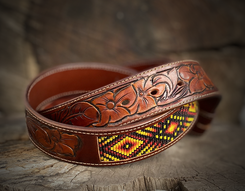 Beaded leather belt Mod: PaL
