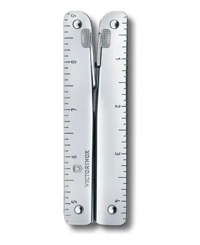 Funda de vaqueta fabricada a mano para navaja victorinox Swiss tool X con broche de seguridad